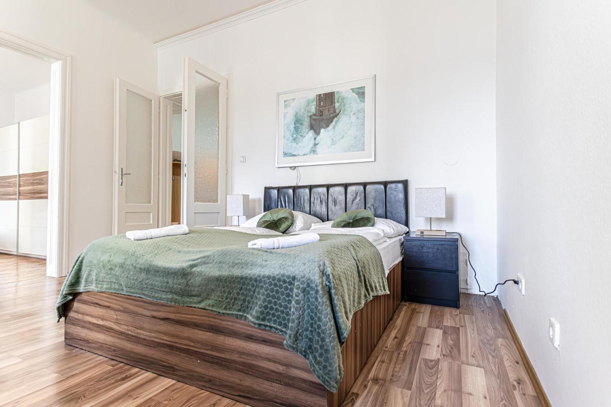 Apartament Timeless Vienna: 2br In The Historic District *