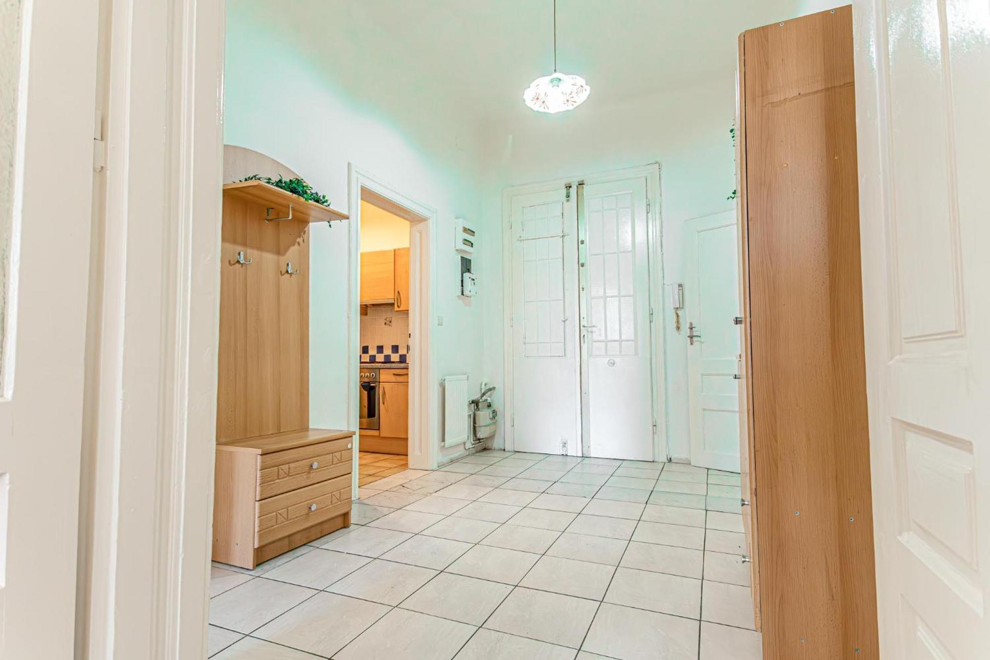 Timeless Vienna: 2br In The Historic District * Wiedeń